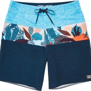NWT BILLABONG Tribong Pro Boardshorts blue pattern - Men's 34 mid length